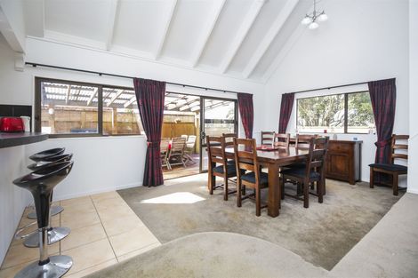 Photo of property in 164 Sturges Road, Henderson, Auckland, 0612