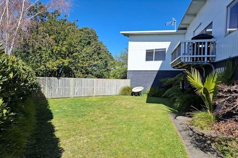 Photo of property in 11 Randall Place, Hospital Hill, Napier, 4110