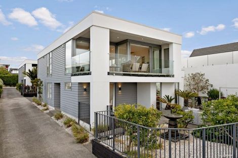 Photo of property in 38a Takutai Avenue, Bucklands Beach, Auckland, 2012