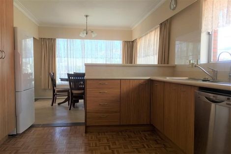 Photo of property in 14 Renwick Street, Papakura, 2110