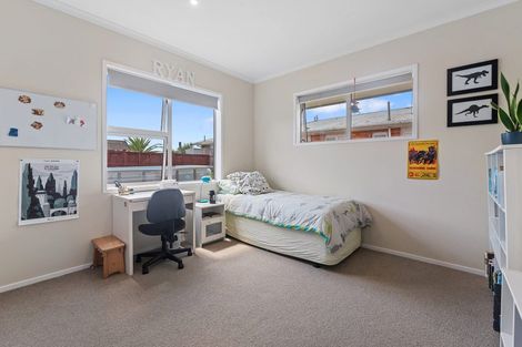 Photo of property in 13a Marina Road, Torbay, Auckland, 0630
