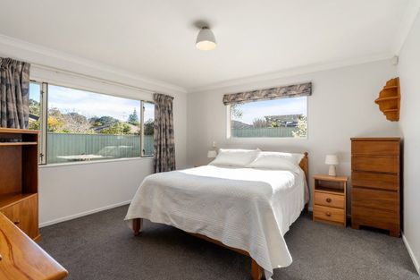 Photo of property in 4 Ashleigh Way, Waikanae Beach, Waikanae, 5036
