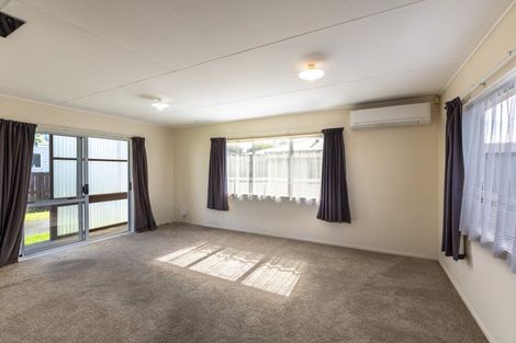 Photo of property in 2/15 Bedford Road, Marewa, Napier, 4110