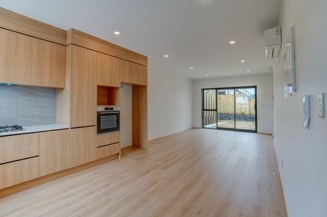 Photo of property in 27 Paretao Street, Massey, Auckland, 0614
