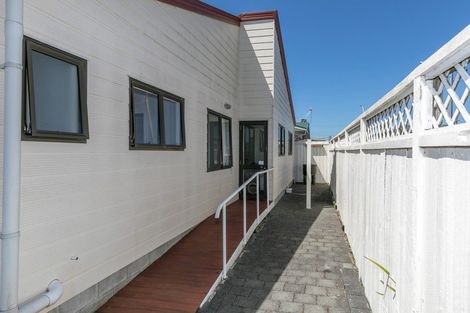 Photo of property in 33a Sandwich Road, St Andrews, Hamilton, 3200