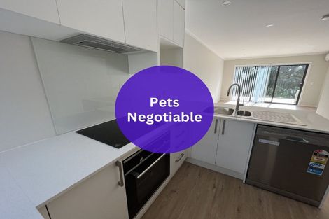 Photo of property in 2/125b Metcalfe Road, Ranui, Auckland, 0612