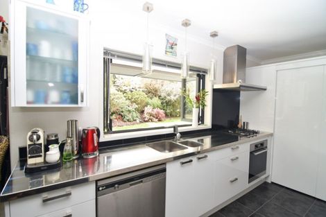 Photo of property in 7 The Glade, Carterton, 5713