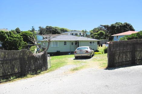 Photo of property in 133 Te Pene Avenue, Titahi Bay, Porirua, 5022