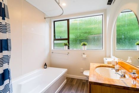 Photo of property in 3 Glenross Street, Glenross, Dunedin, 9011