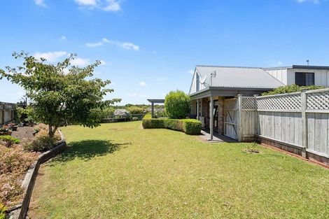 Photo of property in 11a Ash Place, Whalers Gate, New Plymouth, 4310