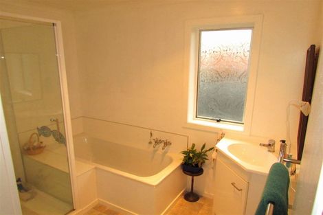 Photo of property in 64 Kaniere Road, Hokitika, 7811