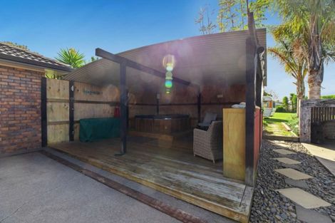 Photo of property in 21 Kowhai Street, Tuakau, 2121