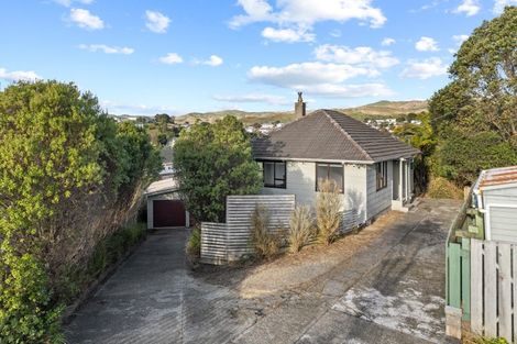 Photo of property in 5 King Crescent, Ranui, Porirua, 5024