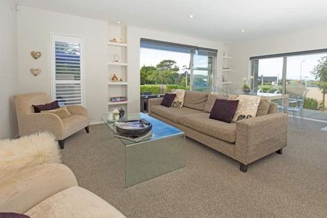 Photo of property in 297 Millwater Parkway, Silverdale, 0932