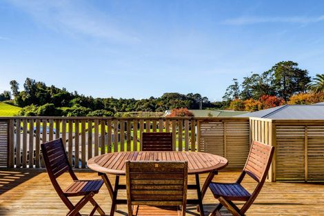 Photo of property in 10a Kororako Grove, Whalers Gate, New Plymouth, 4310