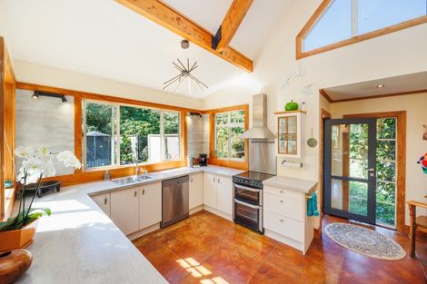 Photo of property in 355 Turitea Road, Turitea, Palmerston North, 4472