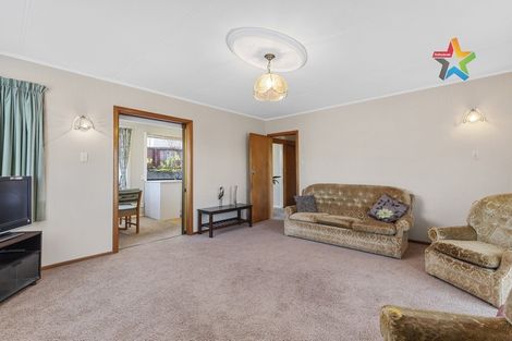 Photo of property in 66 Oakleigh Street, Maungaraki, Lower Hutt, 5010
