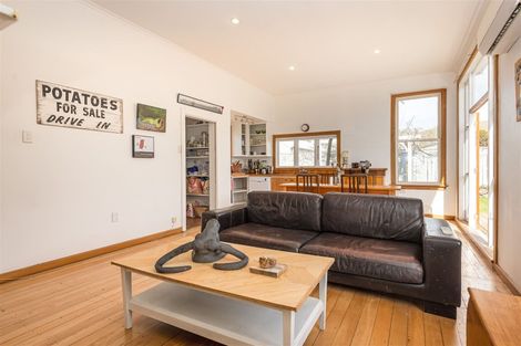 Photo of property in 58 Wiggins Street, Sumner, Christchurch, 8081