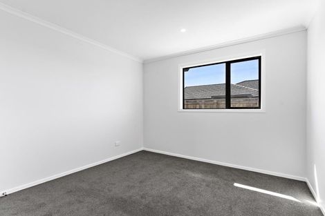 Photo of property in 5 Fantail Avenue, Carterton, 5713