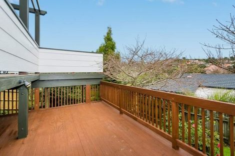 Photo of property in 100 Nigel Road, Browns Bay, Auckland, 0630