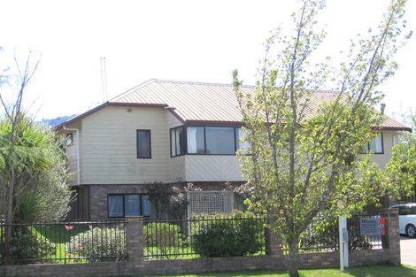 Photo of property in 37 Tawavale Street, Pukehangi, Rotorua, 3015