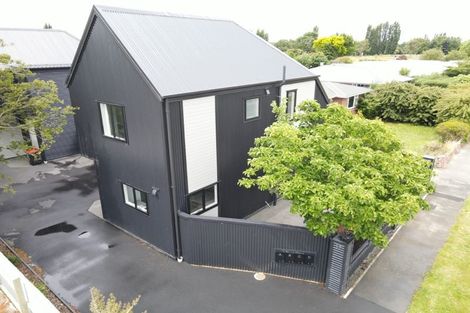 Photo of property in 17 Shearer Avenue, Papanui, Christchurch, 8052