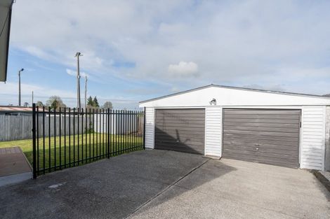 Photo of property in 49 Rhonda Avenue, Deanwell, Hamilton, 3206