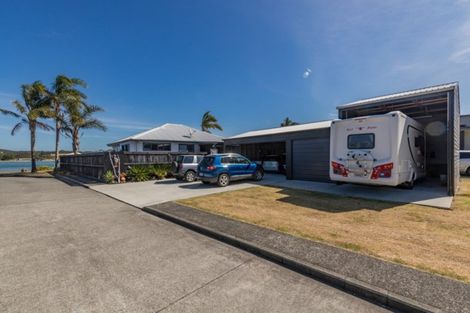 Photo of property in 17 Papaka Road, Ngunguru, Whangarei, 0173