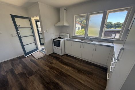 Photo of property in 15 Julian Place, Otara, Auckland, 2023