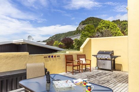 Photo of property in 18 Turangitukua Terrace, Kuratau, Turangi, 3381