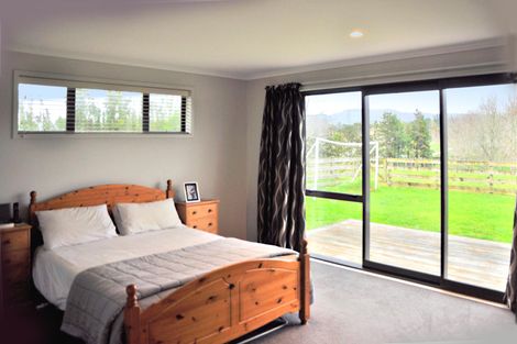 Photo of property in 177 Sandspit Road, Shelly Park, Auckland, 2014