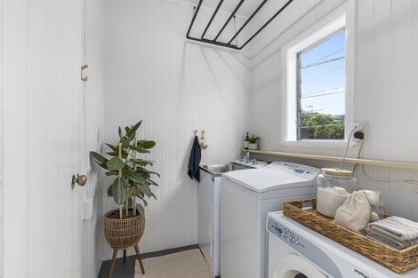 Photo of property in 439 Broadway, Miramar, Wellington, 6022