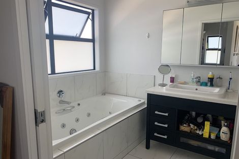 Photo of property in 10a Valley Road, Mount Maunganui, 3116