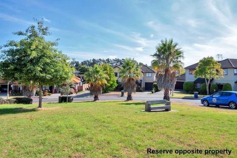 Photo of property in 5 Ashurst Lane, Greenhithe, Auckland, 0632