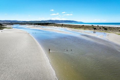 Photo of property in 176 Mahia East Coast Road, Mahia, 4198