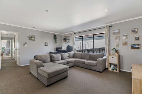 Photo of property in 52a Keegan Drive, Massey, Auckland, 0614