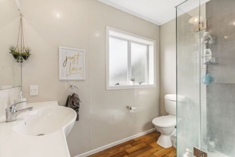 Photo of property in 74 Wellington Street, Pukekohe, 2120