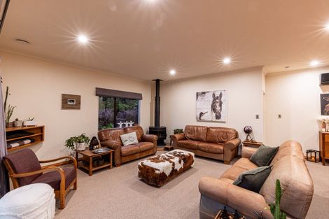 Photo of property in 120 Union Line, Fordell, Whanganui, 4572