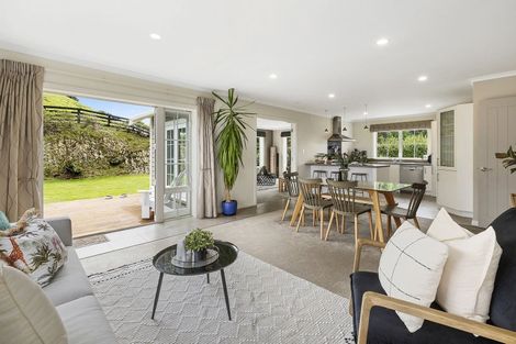 Photo of property in 91 Woodburn Drive, Takapu Valley, Wellington, 5028