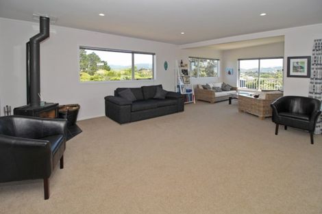 Photo of property in 4 Eveline Street, Mangawhai Heads, Mangawhai, 0505