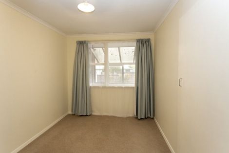 Photo of property in 28 Barnes Road, Redwood, Christchurch, 8051