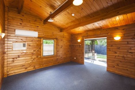 Photo of property in 7a Prestons Road, Redwood, Christchurch, 8051