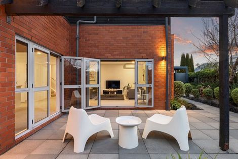 Photo of property in 87b Aikmans Road, Merivale, Christchurch, 8014