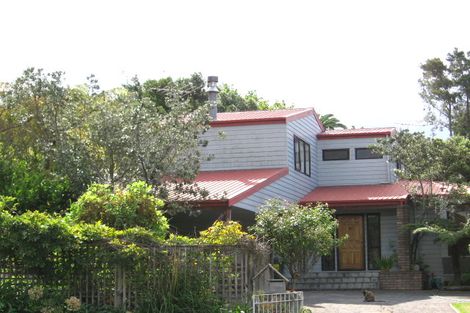 Photo of property in 73 Nigel Road, Browns Bay, Auckland, 0630