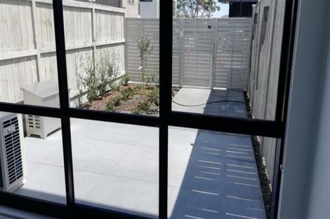 Photo of property in 3b Waituarua Drive, Takanini, 2112