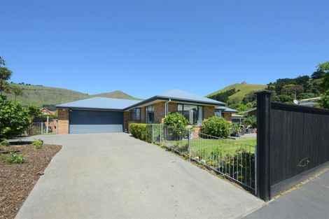 Photo of property in 6 Hamlet Lane, Heathcote Valley, Christchurch, 8022