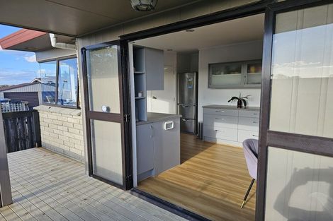 Photo of property in 13a Churchill Terrace, Waiuku, 2123