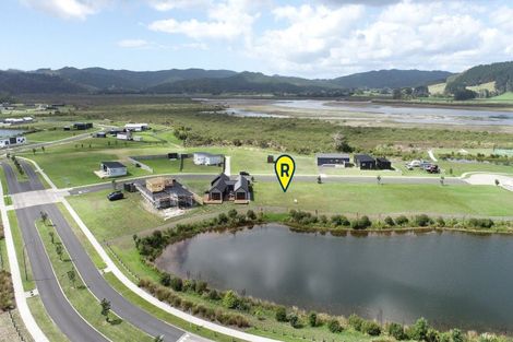 Photo of property in 106 Takapu Close, Matarangi, 3592