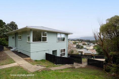 Photo of property in 8 Penguin Grove, Waitangirua, Porirua, 5024