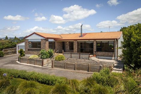 Photo of property in 2 Denby Close, Athenree, Katikati, 3177